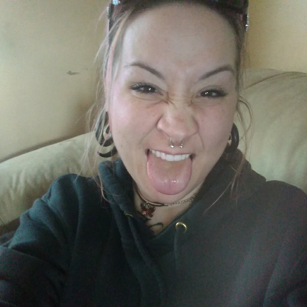 Meet your Posher, Nikki